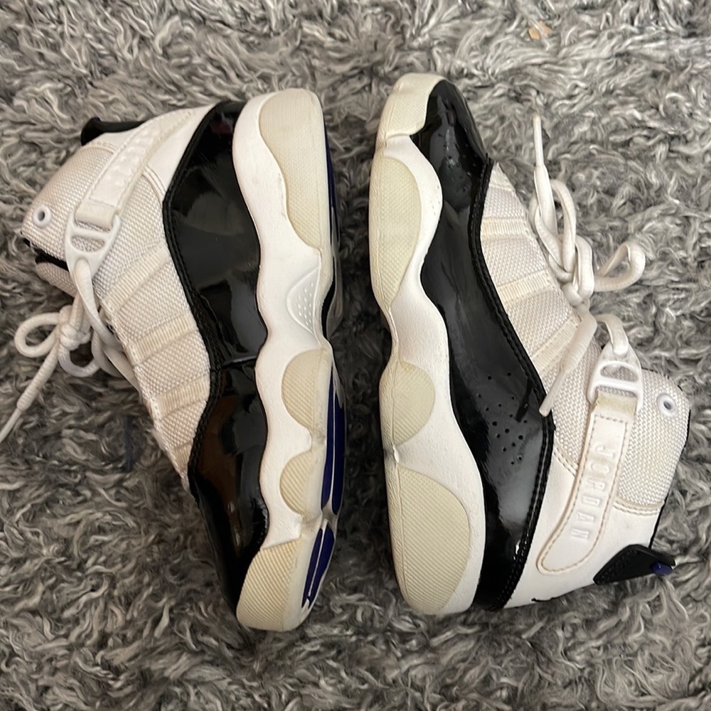 Air Jordan White Boys Sneakers